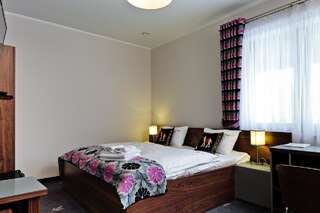 Отели типа «постель и завтрак» Jasmin Complex Resort & Spa Krzeszów Dolny Семейный номер-4